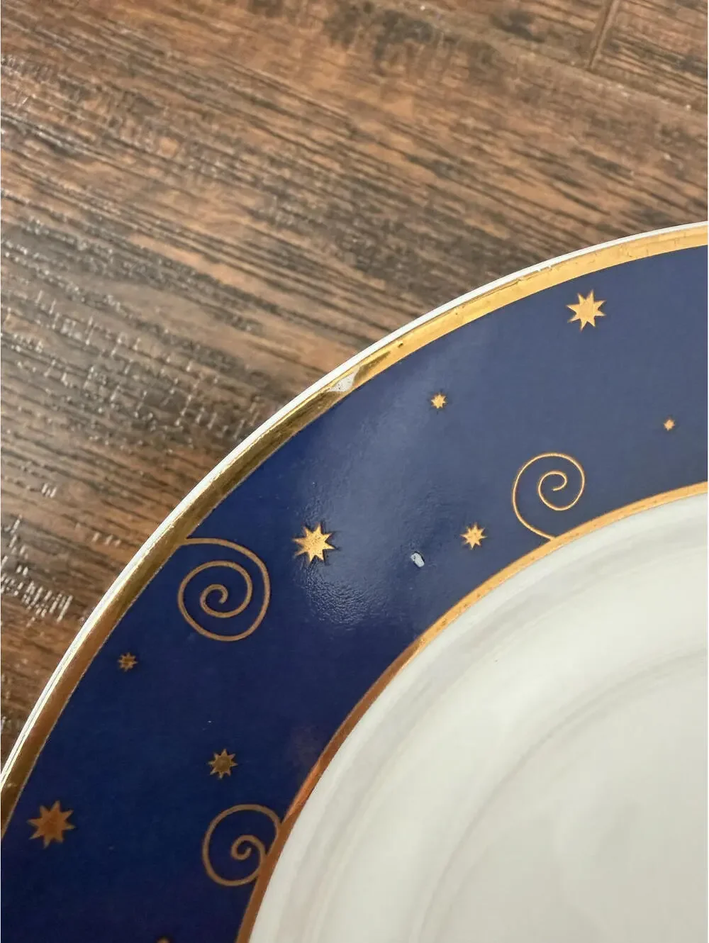 (2) Saucer Starlight by Sakura